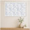 Tableau d'affichage encadré de tissu avec tableau à imprimé floral bleu et blanc