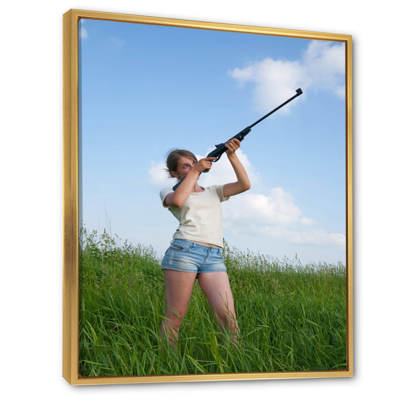 Chasse au lever du soleil II sur toile, H 44 po x l 34 po x P 1,5 po, Cadre flottant doré
