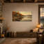 Tableau sur toile représentant un chalet au bord d'un lac, avec un quai au clair de lune et un paysage pittoresque. Parfait pour le salon, la chambre ou le bureau. Toile tendue sur châssis, prête à accrocher, 40 x 81 cm.