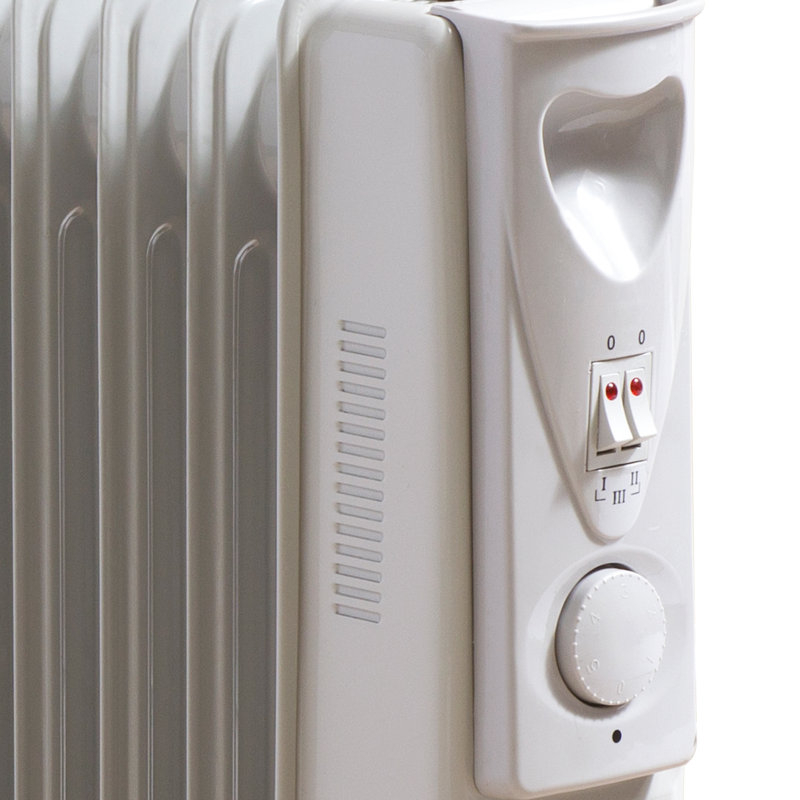 Daewoo 2500W Electric Radiator Space Heater with Adjustable Thermostat