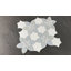 Jet d'eau - carrelage mosaïque en marbre et motif de marguerites-105790893