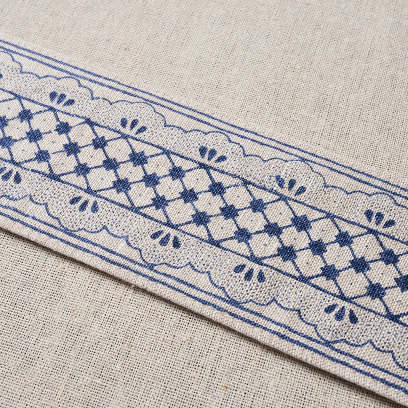 Schumacher x Mary McDonald Davison Scalloped Tape, Washington Blue/White