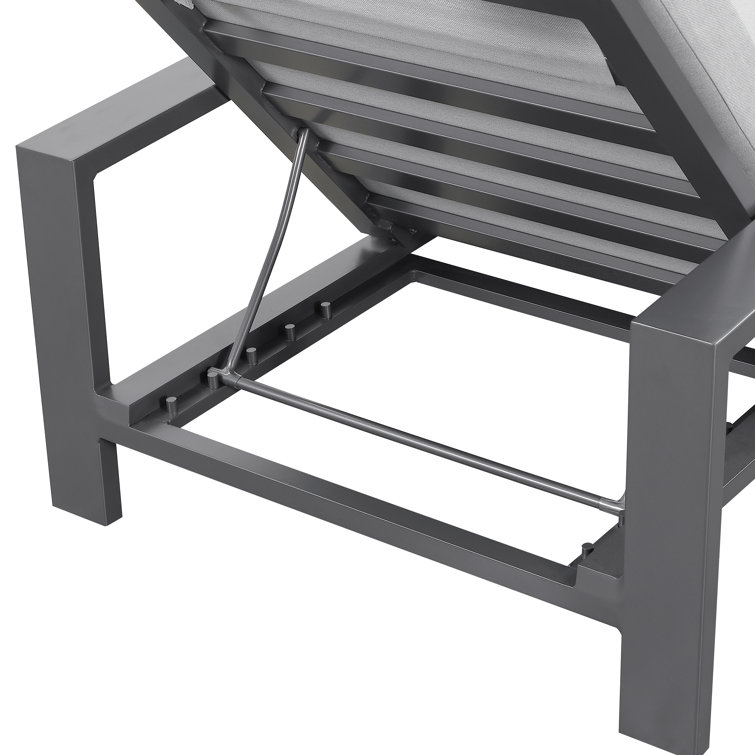 metal frame outdoor chaise lounge