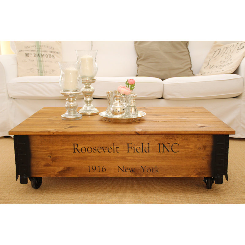 Lorelei Accent Trunk