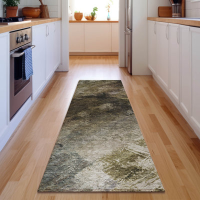 Premium Machine Washable Cerrito AMF590 Chocolate Round Rug