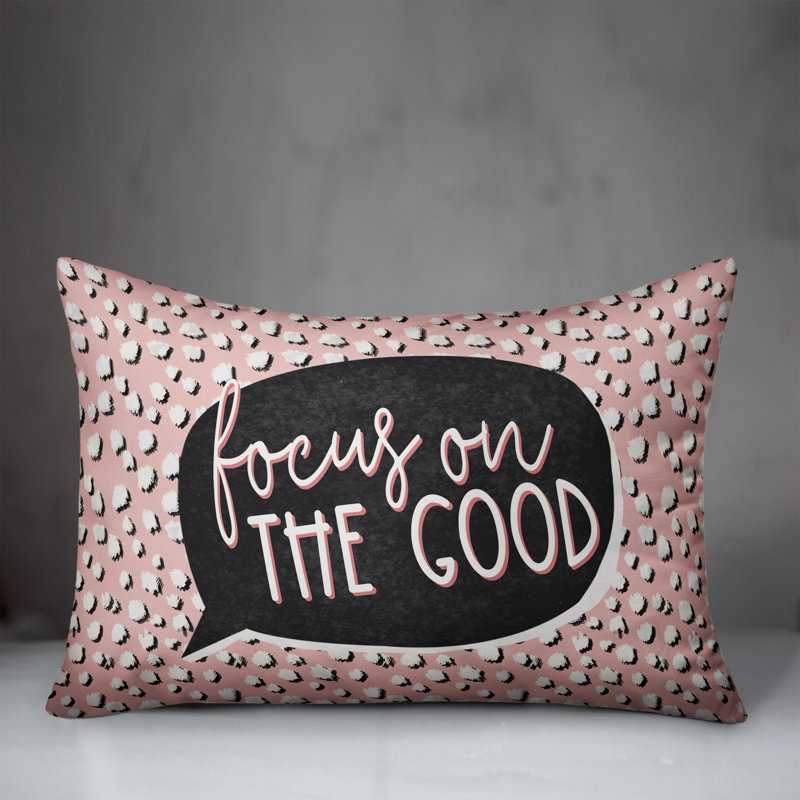  Zoom sur la housse et la housse de coussin rectangulaire Good