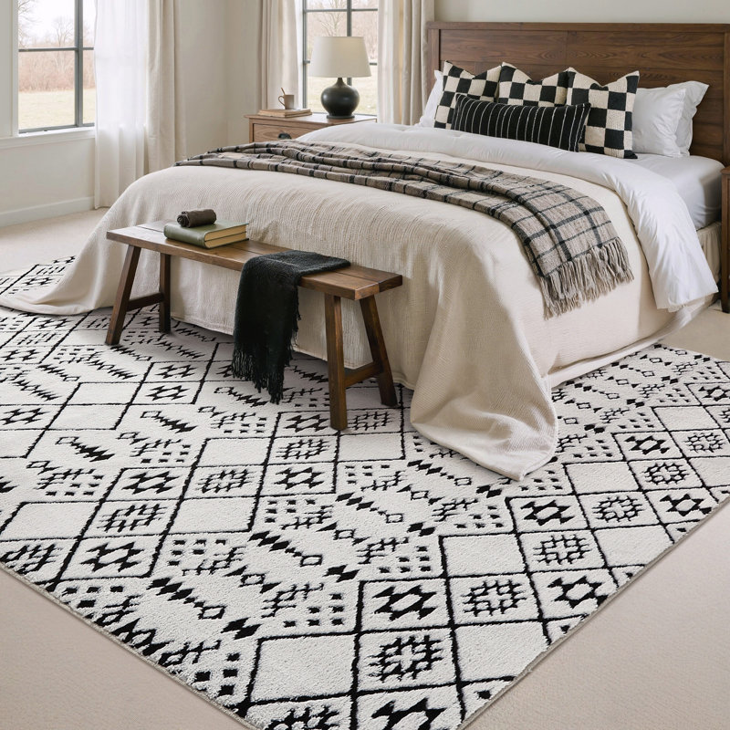 Zephyr Weave Geometric Area Rug in Black, Rectangle 8' x 10', Black