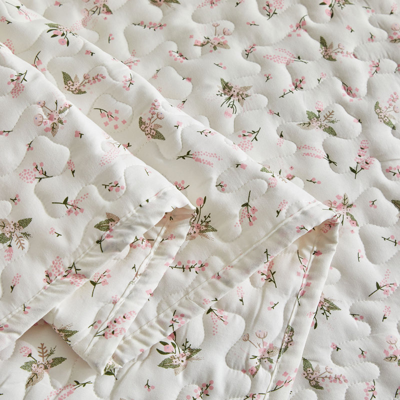 3 Piece  All Season Cottagecore Microfiber Quilt Set, King Quilt + 2 King Shams, Beige Floral