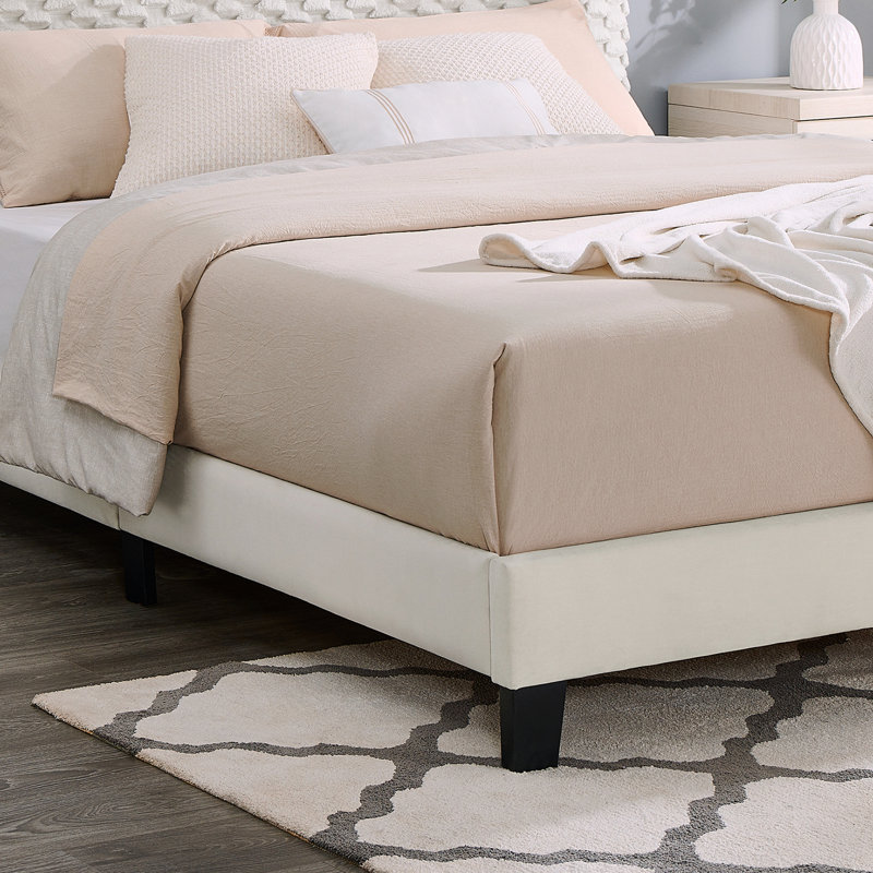 Lit plateforme tapissier Findlay Plush, Lit double