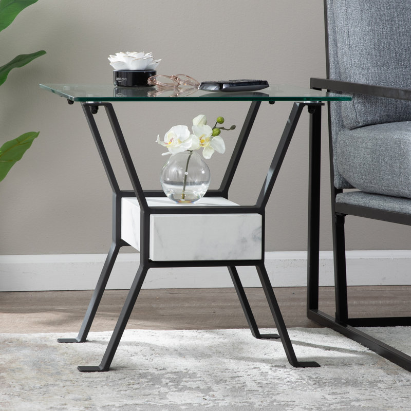 Table de bout en verre 19,75 po Darvette