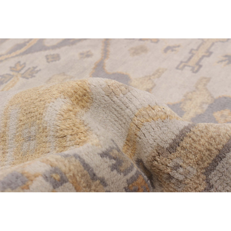Hand-knotted Royal Oushak Light Grey Wool Rug 7'10" x 7'10"