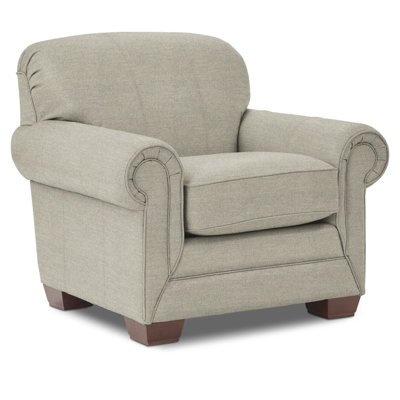 Chaise MacKenzie