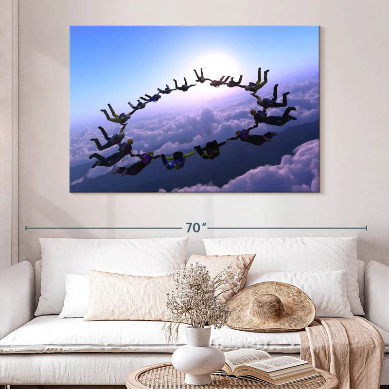Sireci Extreme Skydiving, 34" H x 51" W