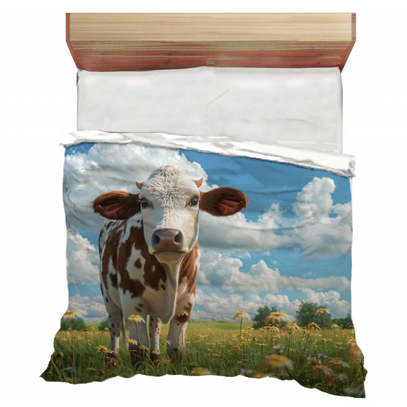 Curious Cow Farm Microfiber / Polyester Comforter, King Comforter