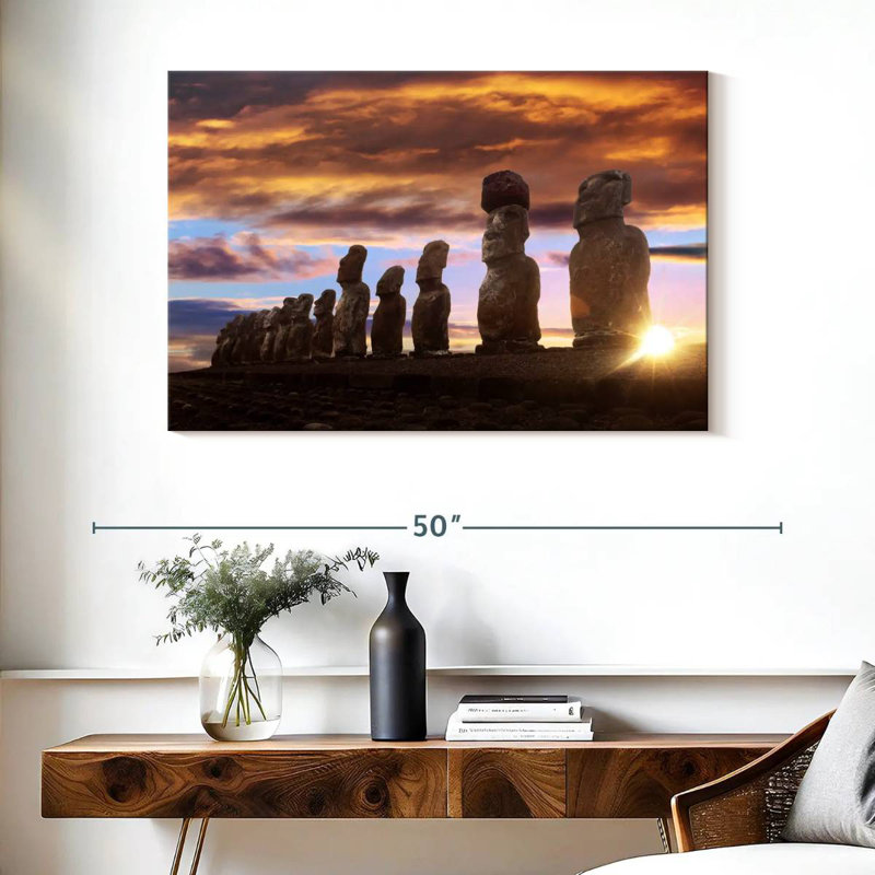 Lilie, soleil levant sur des statues Moai, H 26 po x l 39 po