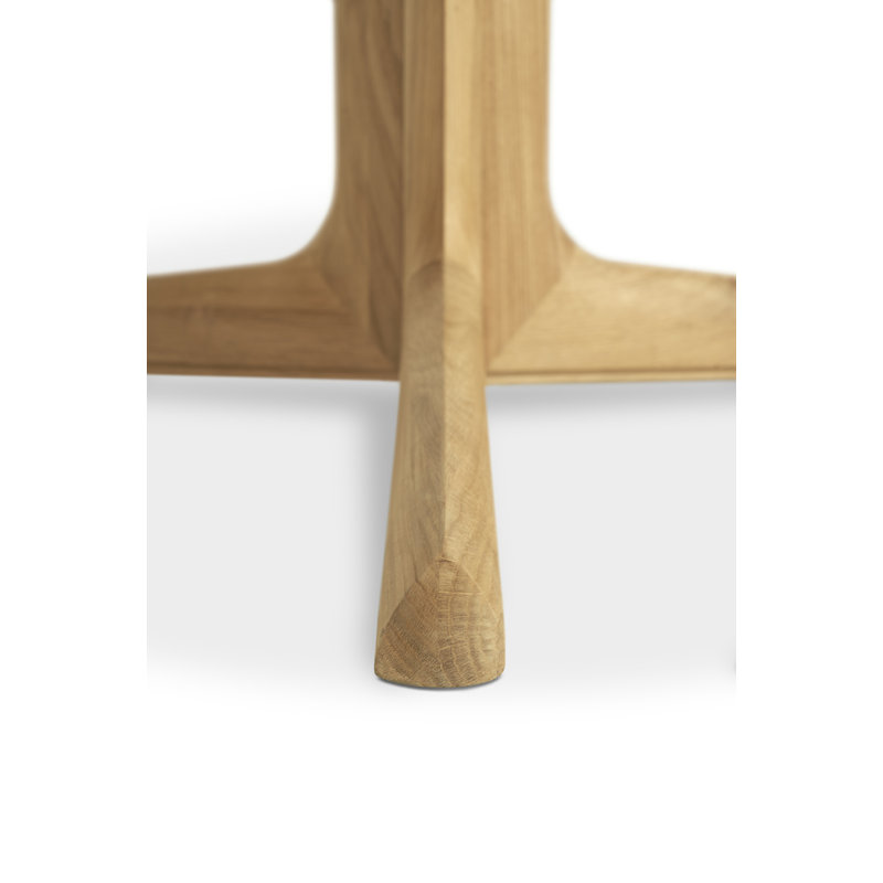 Corto Round Oak Pedestal Dining Table, Round