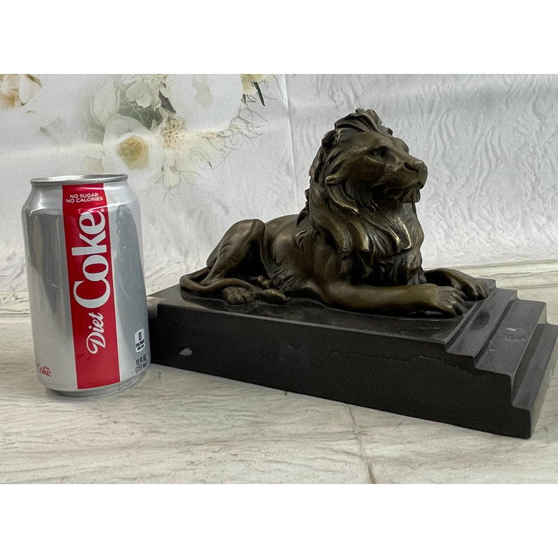 Figurine Malaptias Barye, lionne d'Afrique, vie sauvage