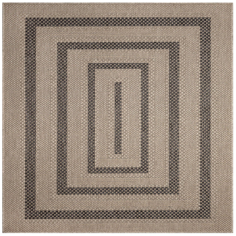 Mireyda Geometric Indoor / Outdoor Rug