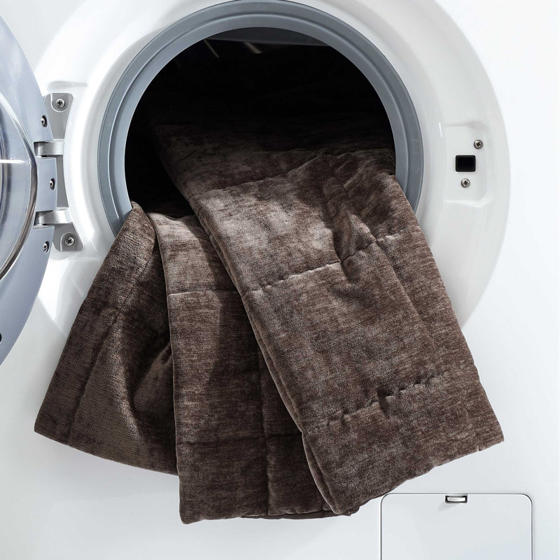 Vera Wang Chenille Box Solid Reversible Quilt Set, King Quilt + 2 King Pillowcases, Chocolate Brown