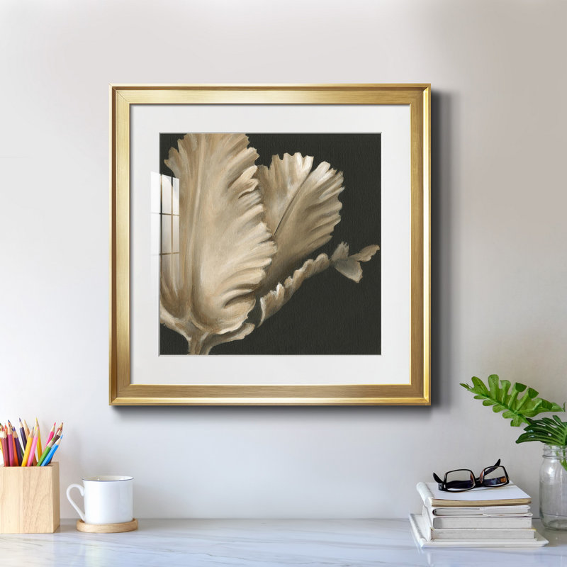 «Classical Blooms I-Premium», reproduction encadrée prête à être accrochée, H 26,5 po x l 26,5 po x P 1,5 po, Cadre doré
