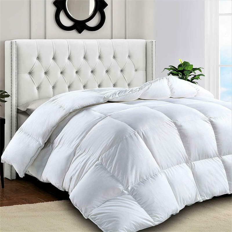 Summer Polyester Down Alternative Comforter, King