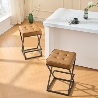 Tabouret de comptoir rembourré avec structure en métal