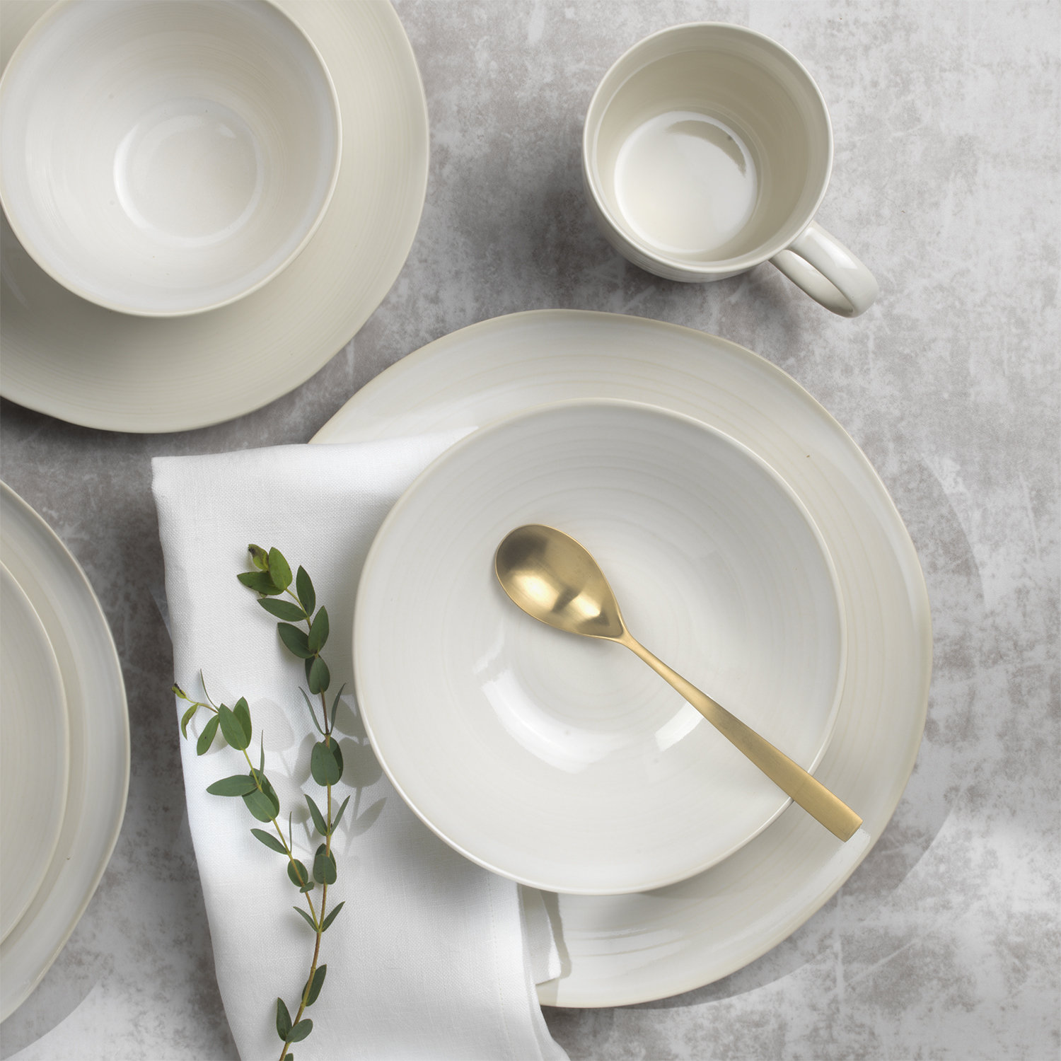 Neree Stoneware Dinnerware Set