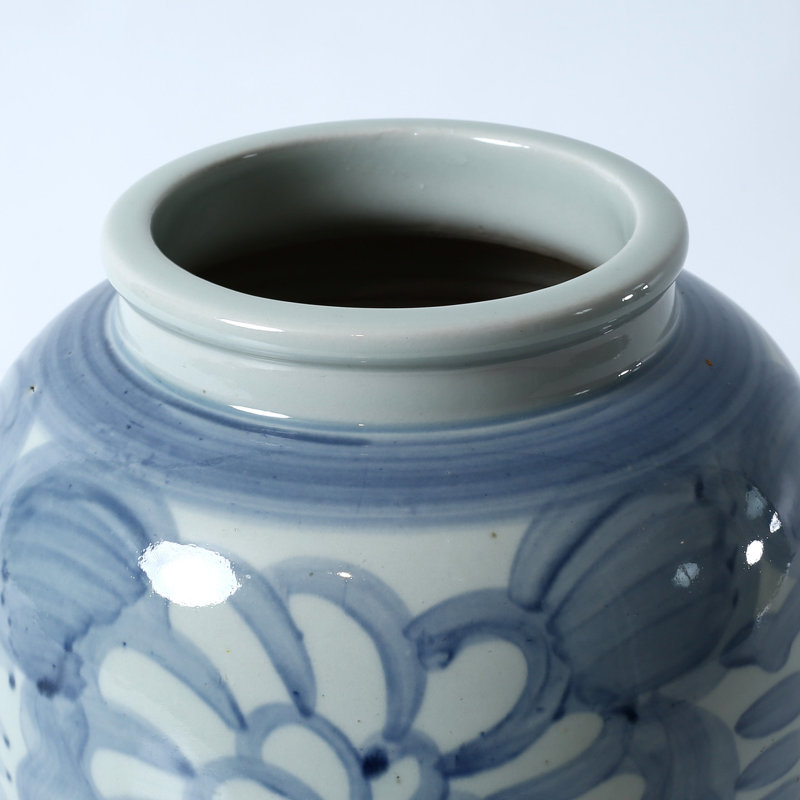 Drakos Porcelain Table Vase