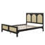 Structure de lit en rotin de bois, lit plateforme avec tête de lit, pied de lit et espace sous le lit-130145617-130145619