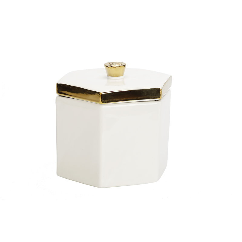 Grande boîte hexagonale blanche en forme de bordure dorée sur le couvercle avec bouton fleur d'or