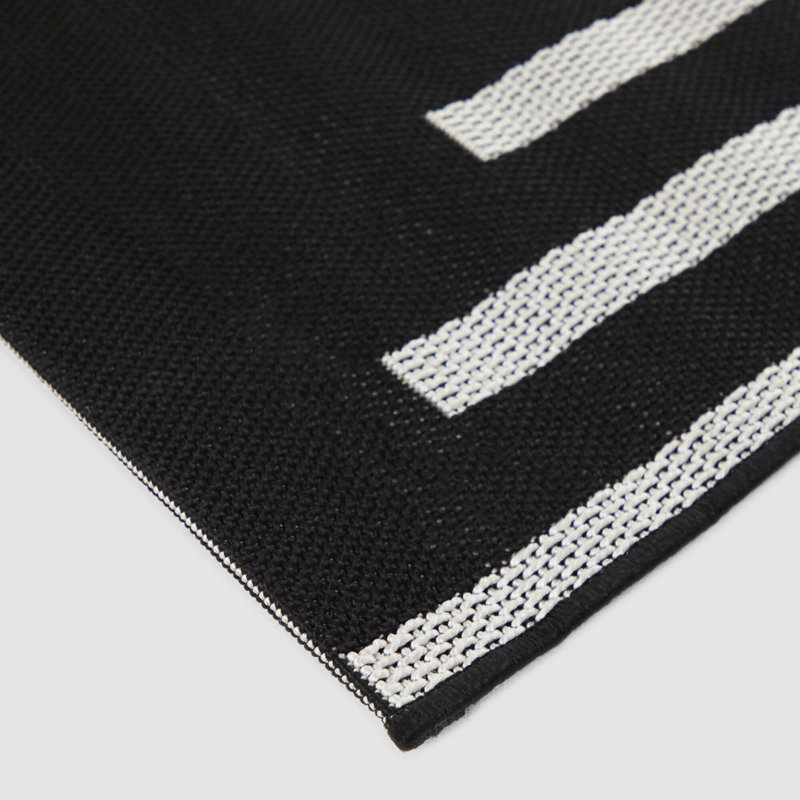 Tapis intérieur / extérieur noir Maximilian, Rectangle 5 pi 3 po x 7 pi