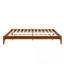 Structure de lit plateforme très grand avec lattes de bois et support en métal-629786033