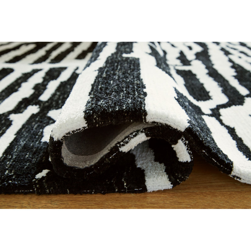 Chelssy Rug, Rectangle 5' x 7'