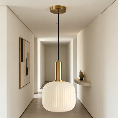 Luminaire suspendu moderne en laiton avec abat-jour en verre blanc lait, lampe à hauteur réglable de 7,9 pouces pour îlot de cuisine, salle à manger, vestibule, couloir
