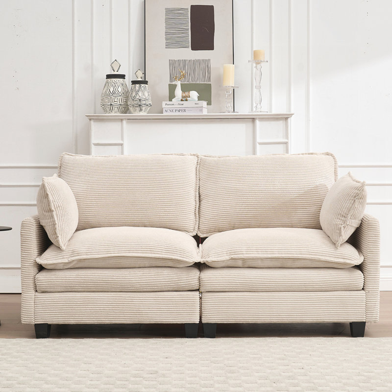 Canapé en velours à assise profonde de style contemporain, parfait pour la vie moderne et la détente., Beige