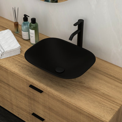 Lavabo de salle de bain en verre trempé avec robinet noir mat et bonde escamotable hygiénique - crée un bassin fonctionnel fonctionnel pour les salles de bain