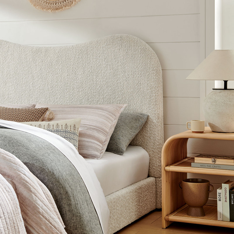 Grand lit plateforme Seluna Boucle, Perle