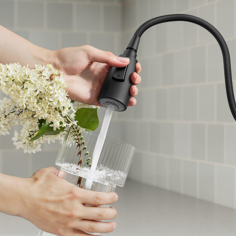 KRAUS Coda 2-Function Single Handle Pull Down Kitchen Faucet In Spot-Free, Matte Black