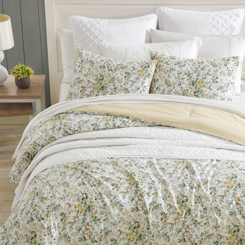 Laura Ashley Country Meadow Cotton Reversible Gold Comforter Set, Twin Comforter + 1 Standard Sham