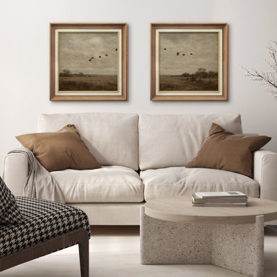 «Birds Flying Across Open Meadow Country Field», reproduction d'art sur toile encadrée
