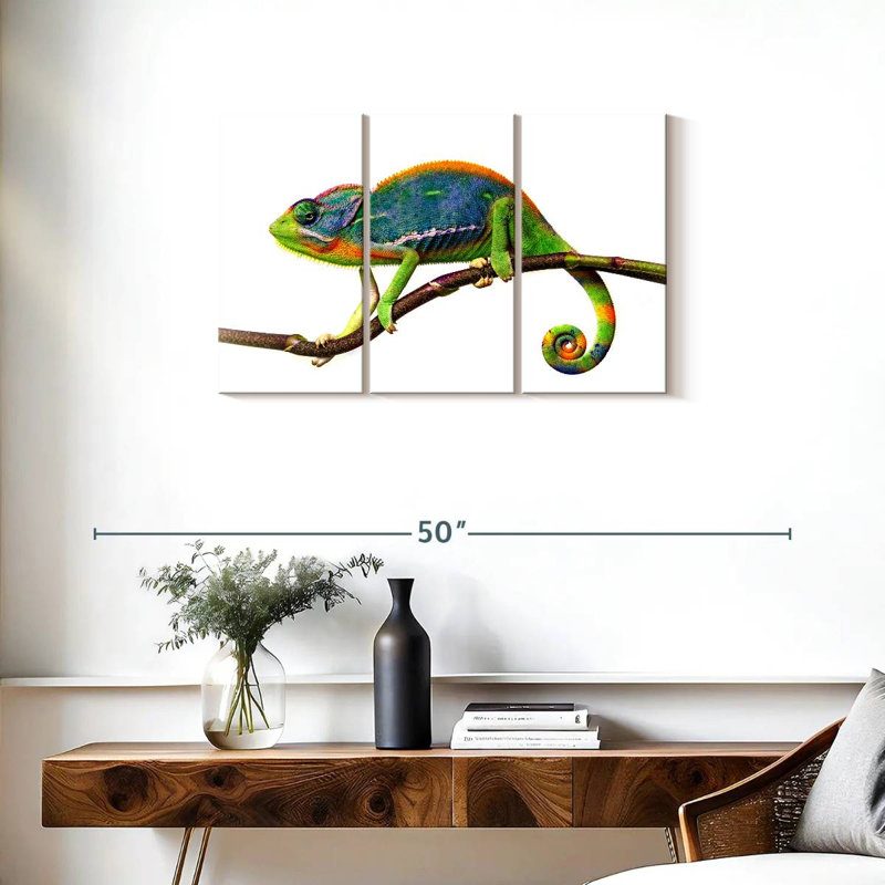 Brampt Still Chameleon, 20" H x 33" W