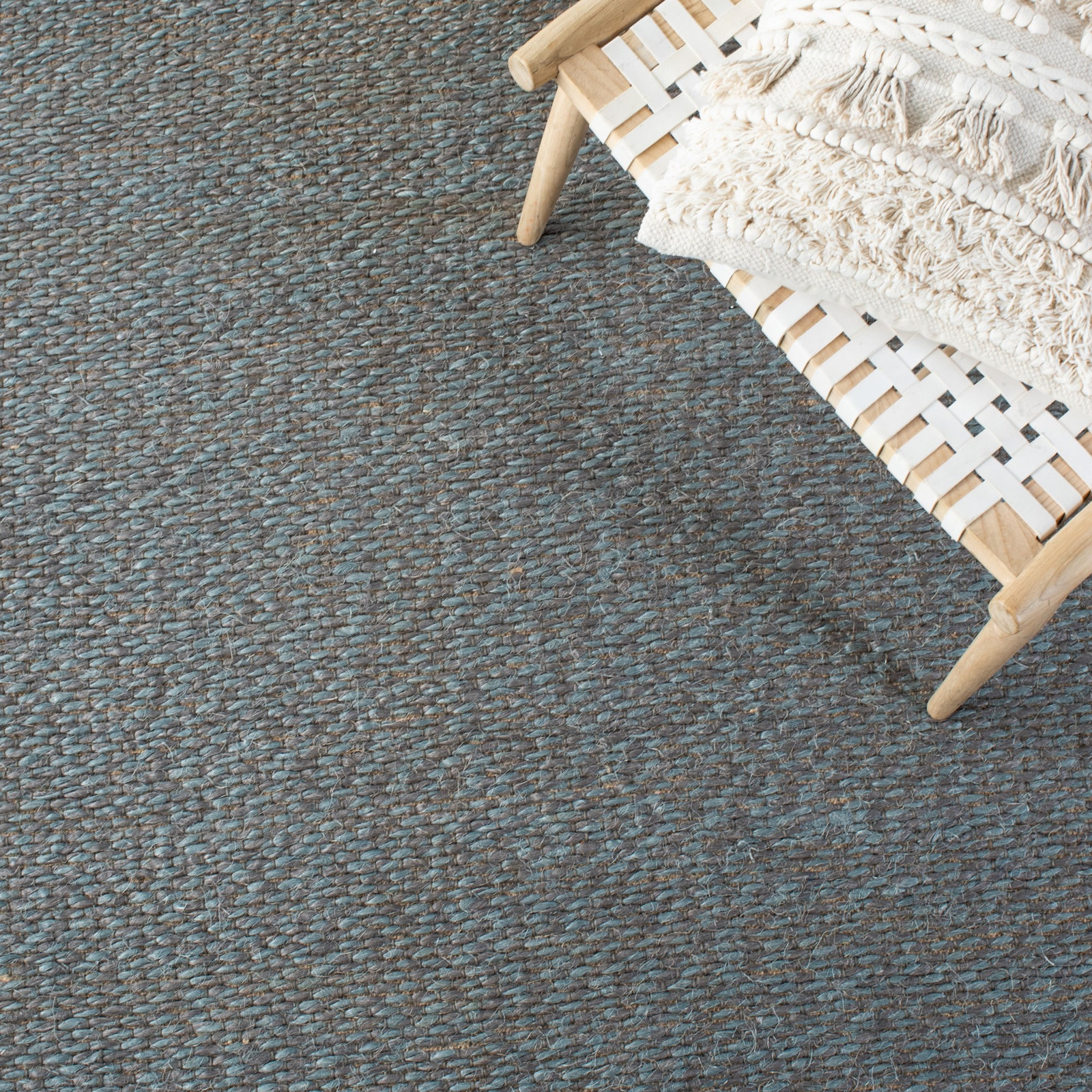 Teal Chevron Hand-Woven Jute Rug, Rectangle 4' x 6'