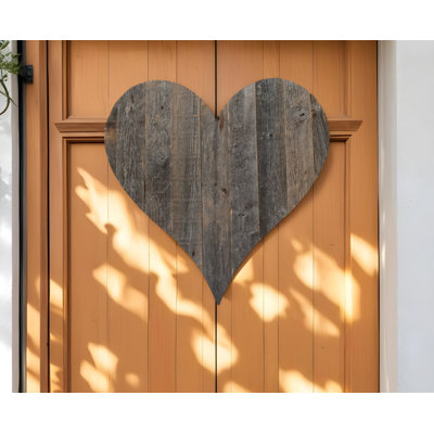 Reclaimed Wood Heart Wall Decor