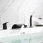 Robinet de baignoire romaine à deux poignées-62837766