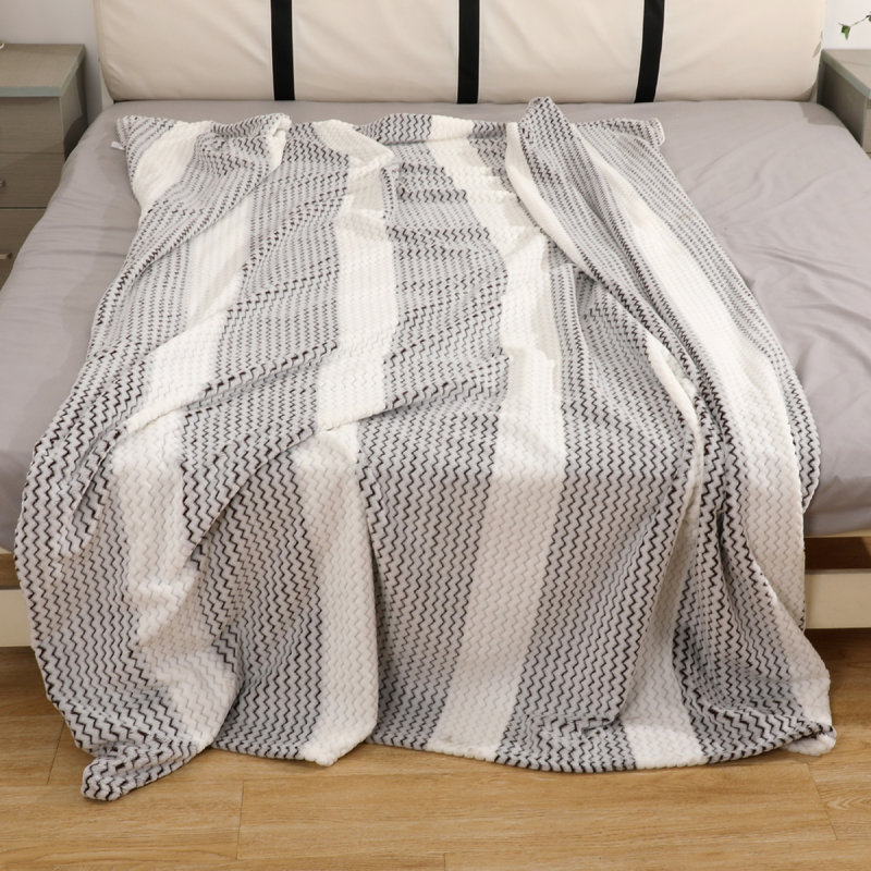 Jacquard Wave Throw Soft Warm Blanket 300 GSM Polyester Bed Sofa Large 200x240cm, Brown