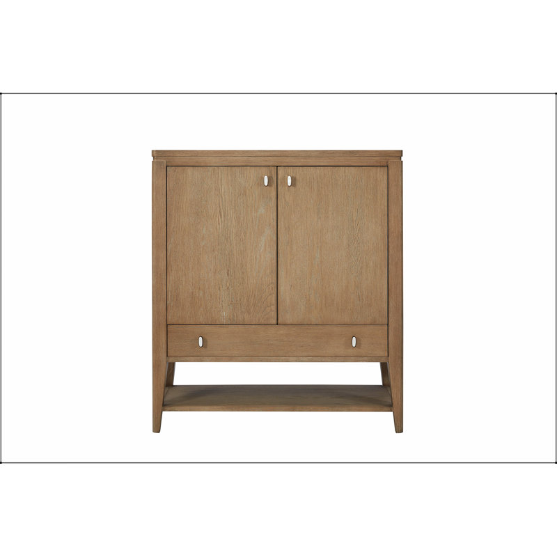 Commode de porte à finition caramel avec charnières à fermeture en douceur et rangement à compartiments multiples pour les intérieurs modernes et transitionnels