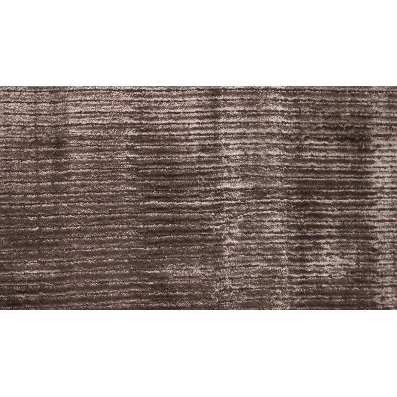 Tapis brun de haute qualité noué à la main