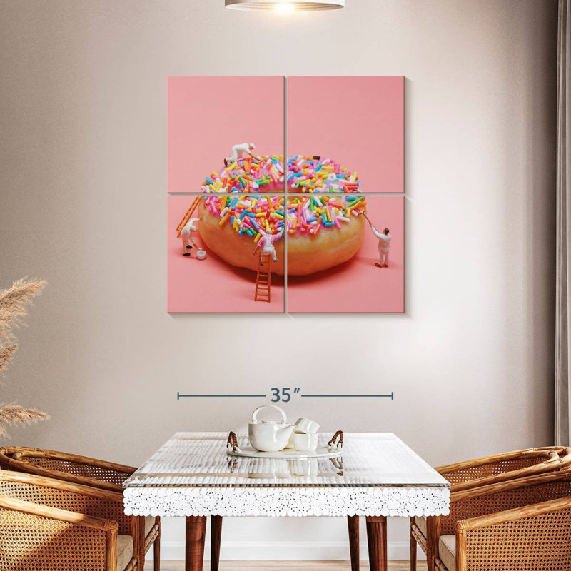 Yarlin Doughnut Construction, 18" H x 18" W