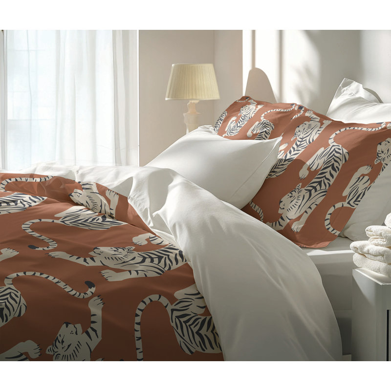 Hey Tiger Decorative Lightweight Comforter Set, King Comforter + 2 King Pillowcases, Terracotta