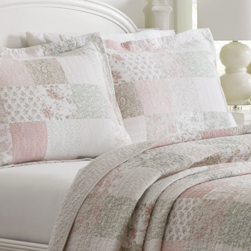 Celina Full Cotton Reversible Pink Patchwork Quilt Set